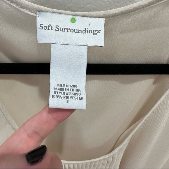 Soft surroundings tank - Picture 5 of 7